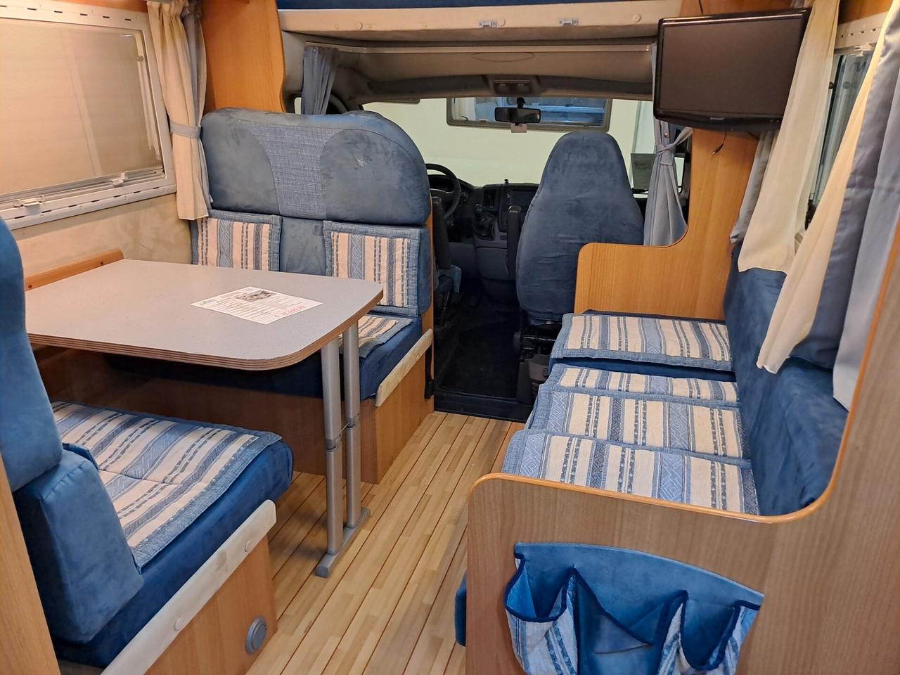 CAMPER MCLOUIS TANDY 640