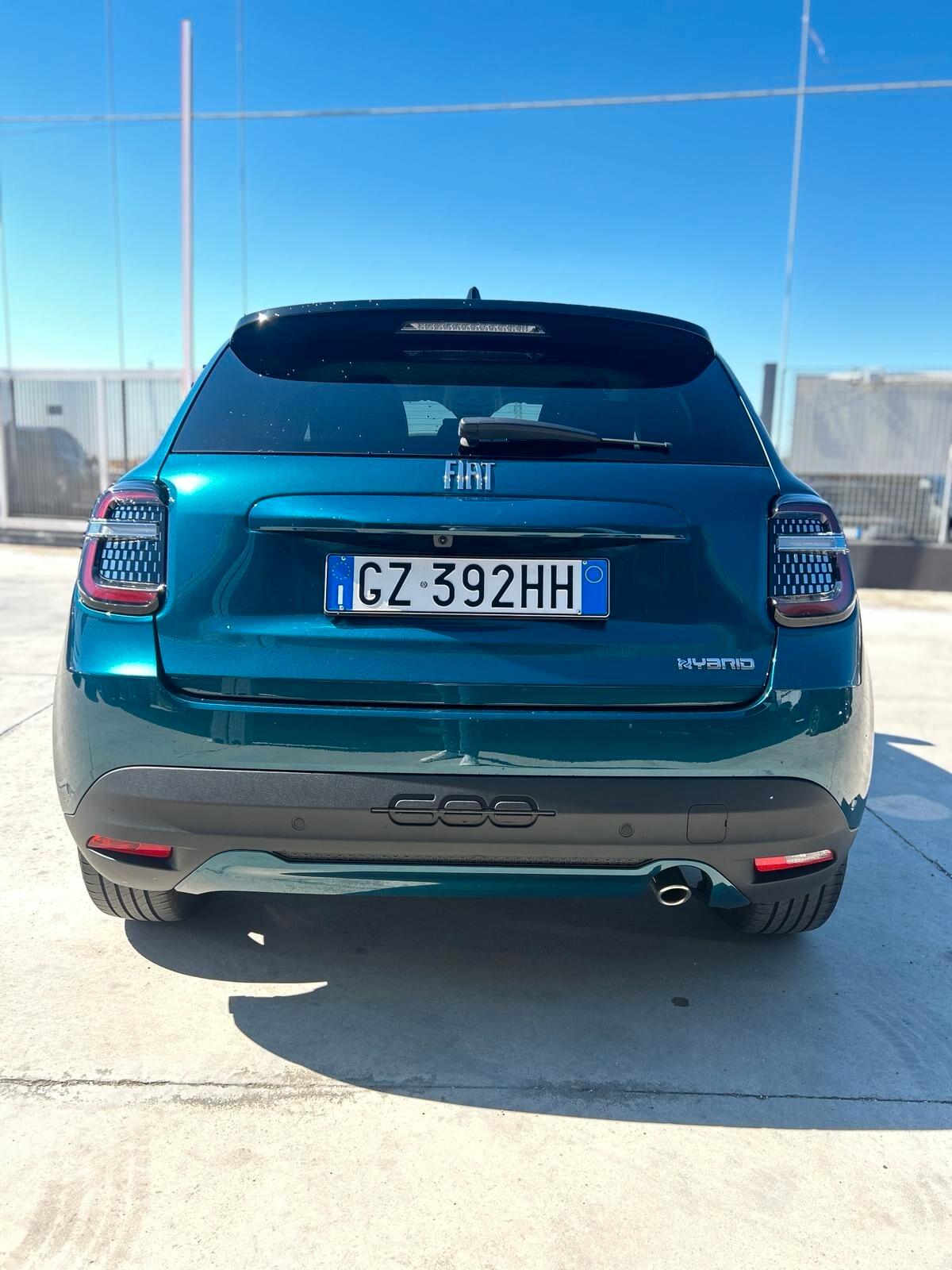 Fiat 600 Hybrid 110 CV DCT MHEV La Prima