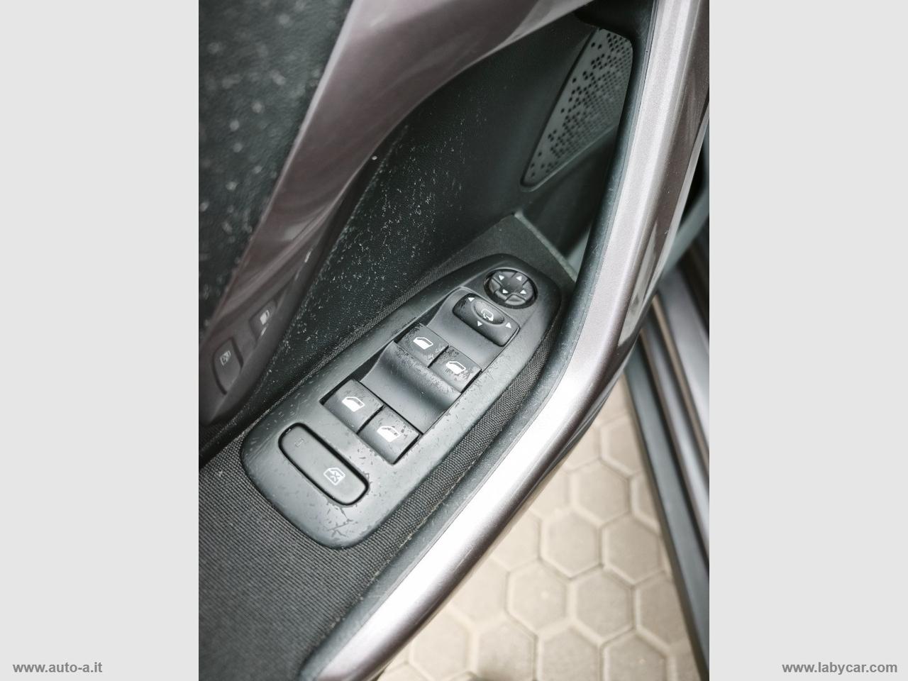 PEUGEOT 2008 1.6 e-HDi 92 CV S&S Allure