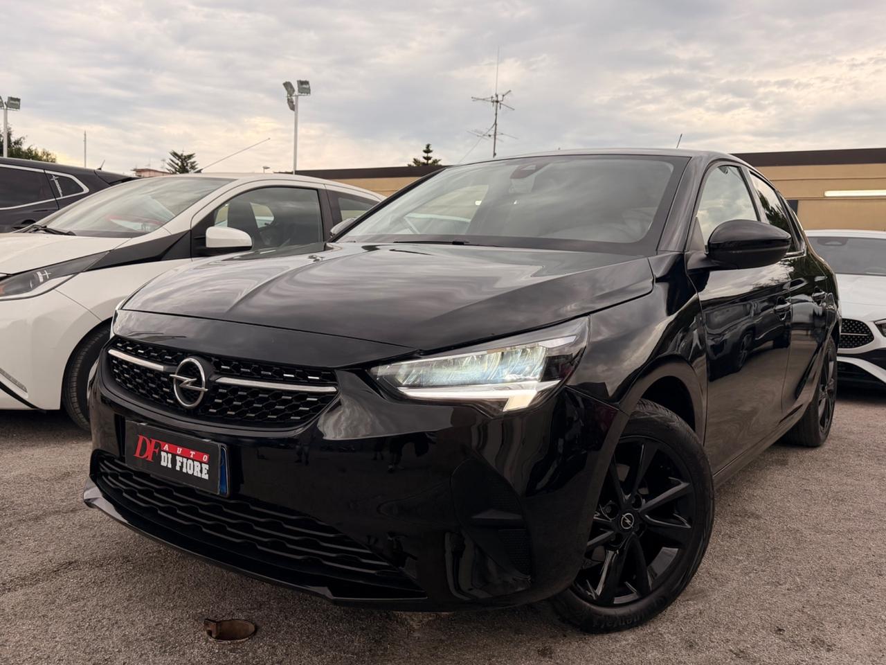 Opel Corsa 1.2 Edition TOTAL BLACK CAR PLAY