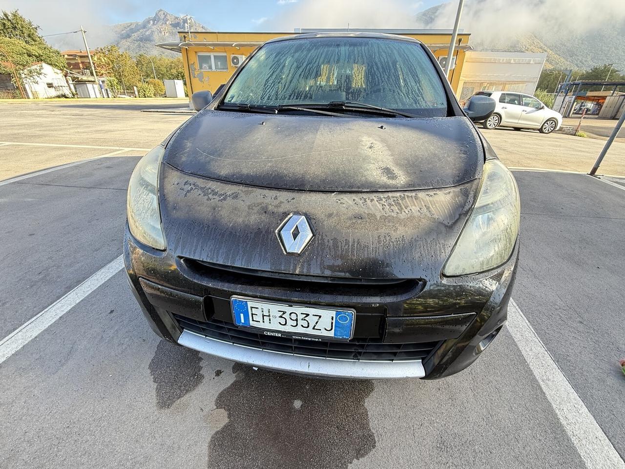 RENAULT CLIO 3 SERIE 1.5 DCI ADATTA NEIOPATENTATI