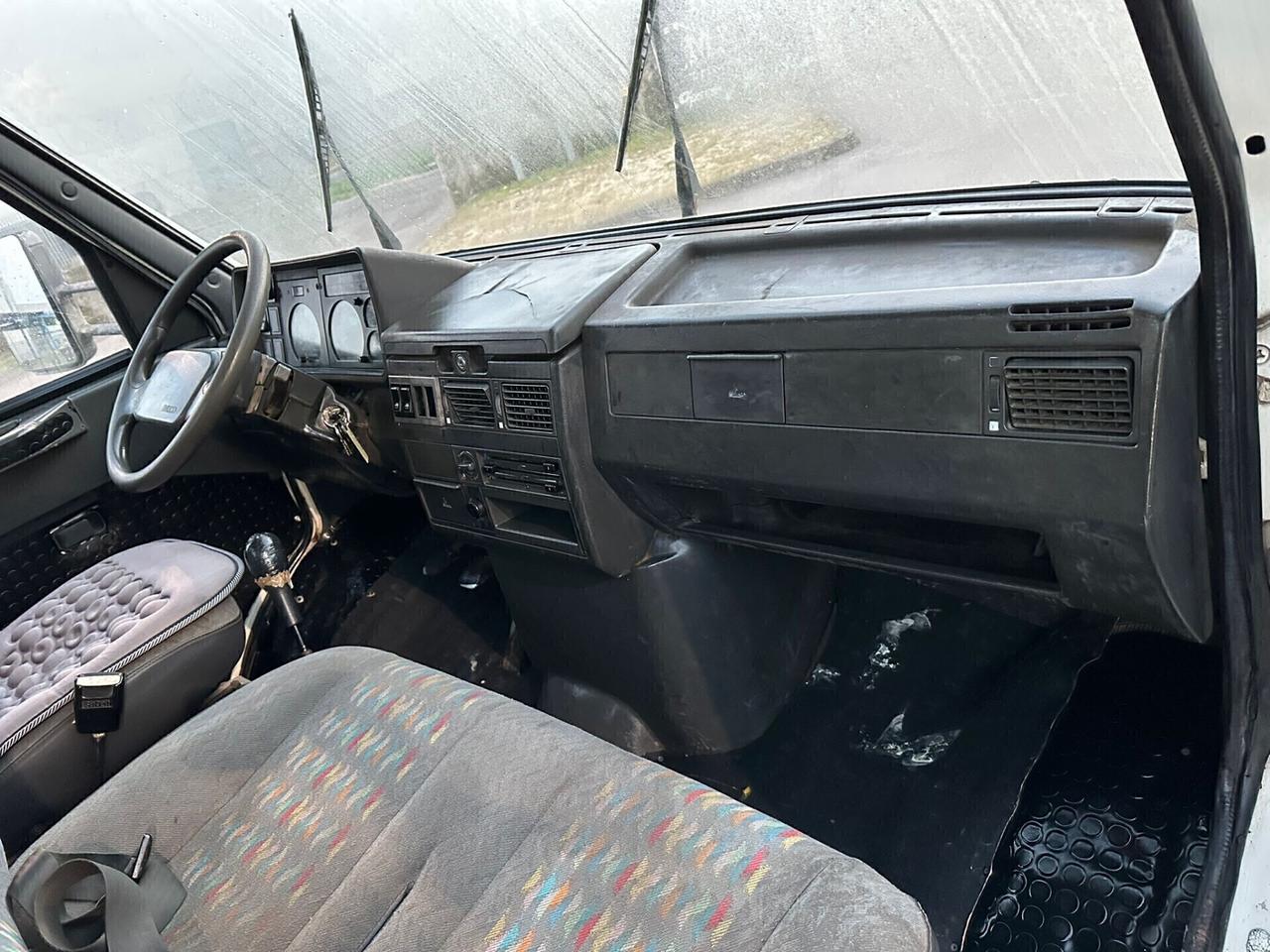 Iveco 35.10 ribaltabile