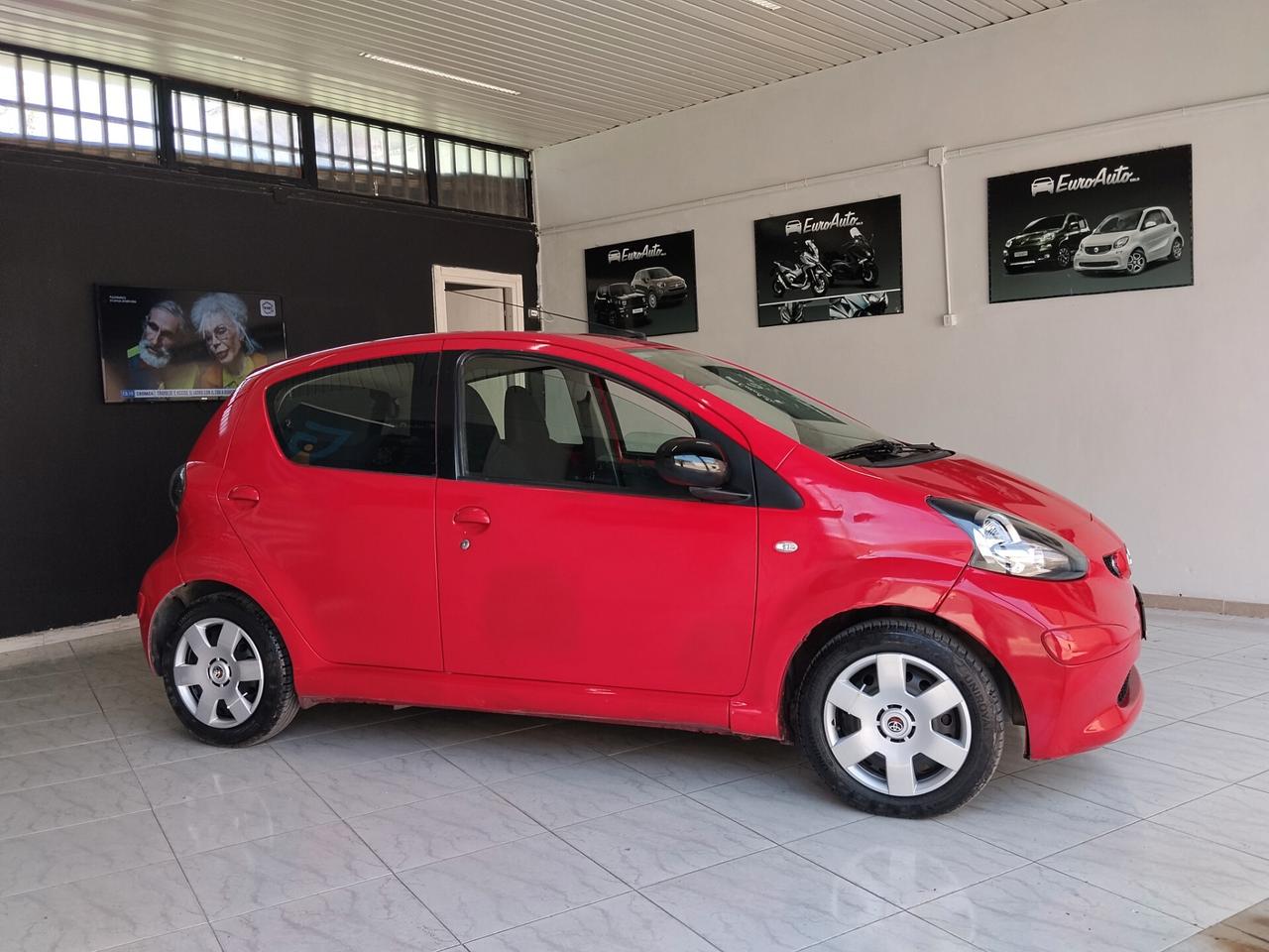 Toyota Aygo 1.0 benzina 2009 CON GARANZIA