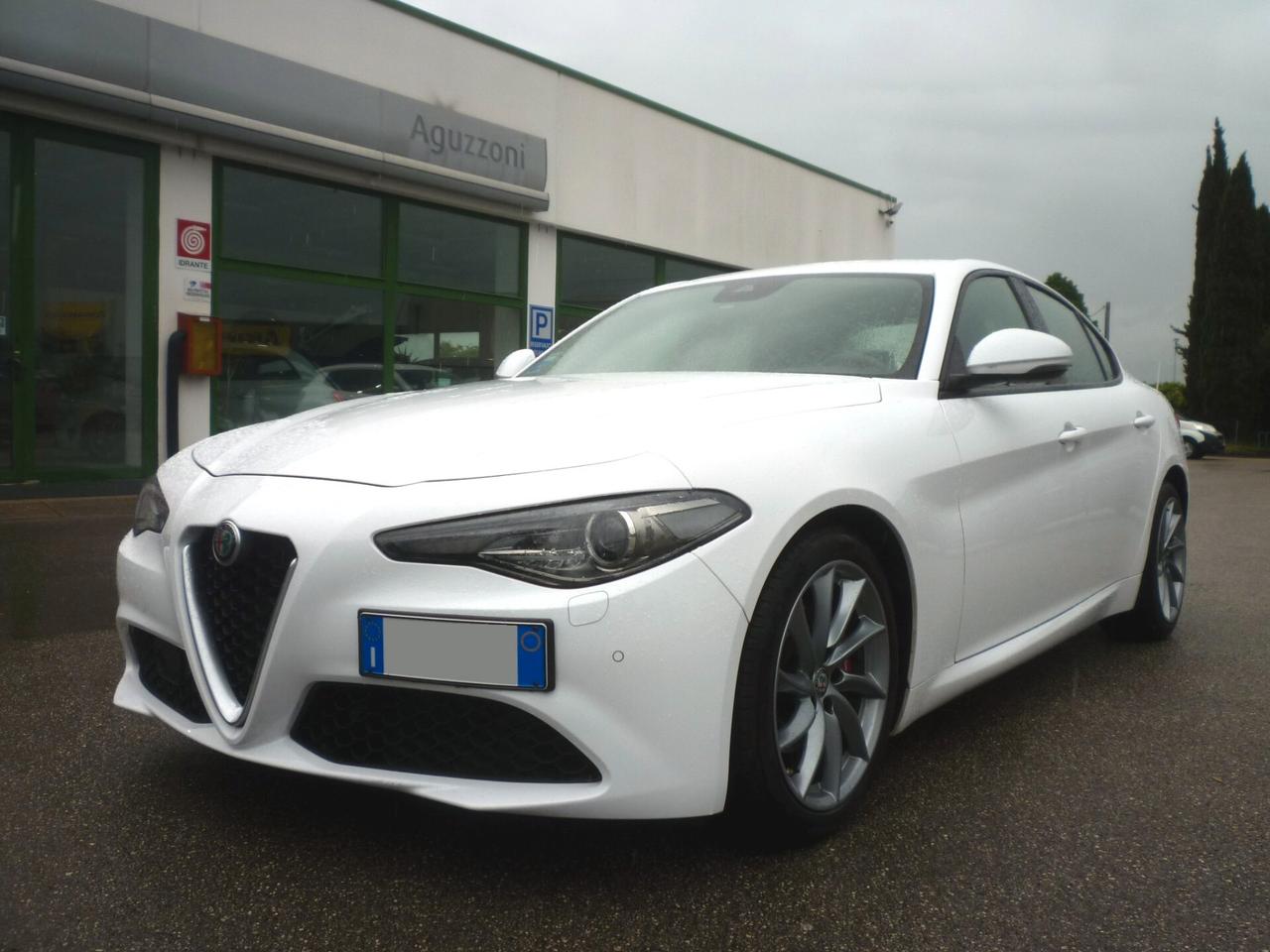 Alfa Romeo Giulia 2.2 Turbodiesel 180 CV Business Sport