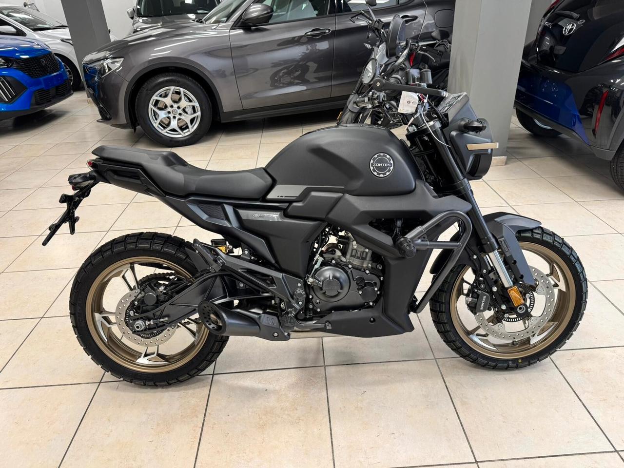 Zontes ZT 125 G TOTAL BLACK