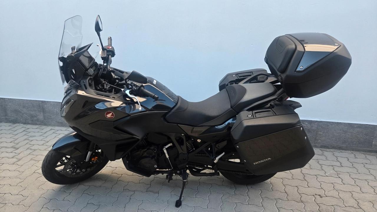 Honda NT 1100 TRAVEL