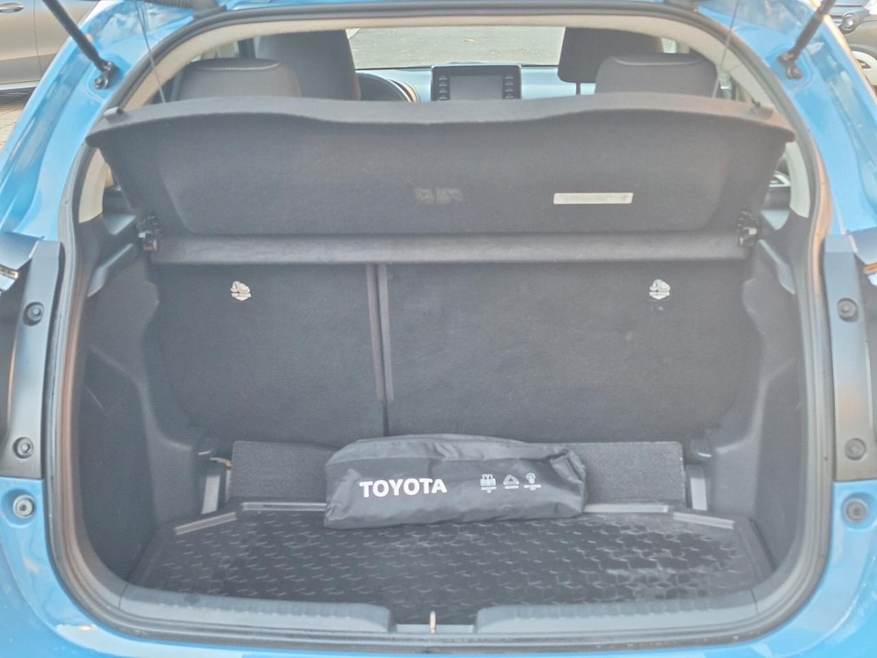 Toyota Yaris 1.5 Hybrid 5 porte Active PROMO 268 MESE CON anticipo