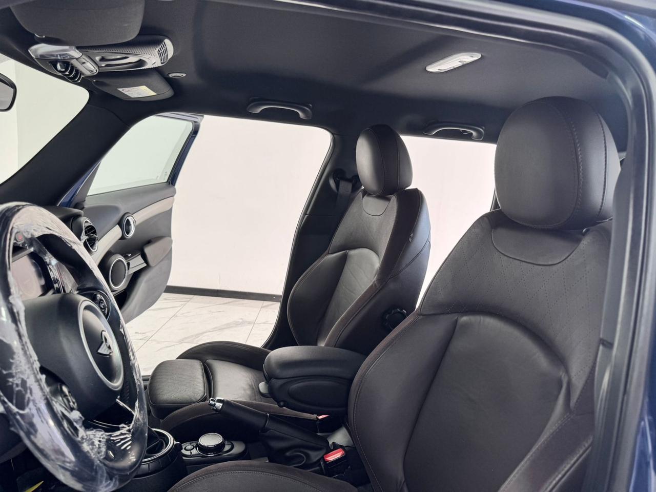 Mini 1.5 Cooper D 5 porte-LED -NAVI-GARANTITA-2014