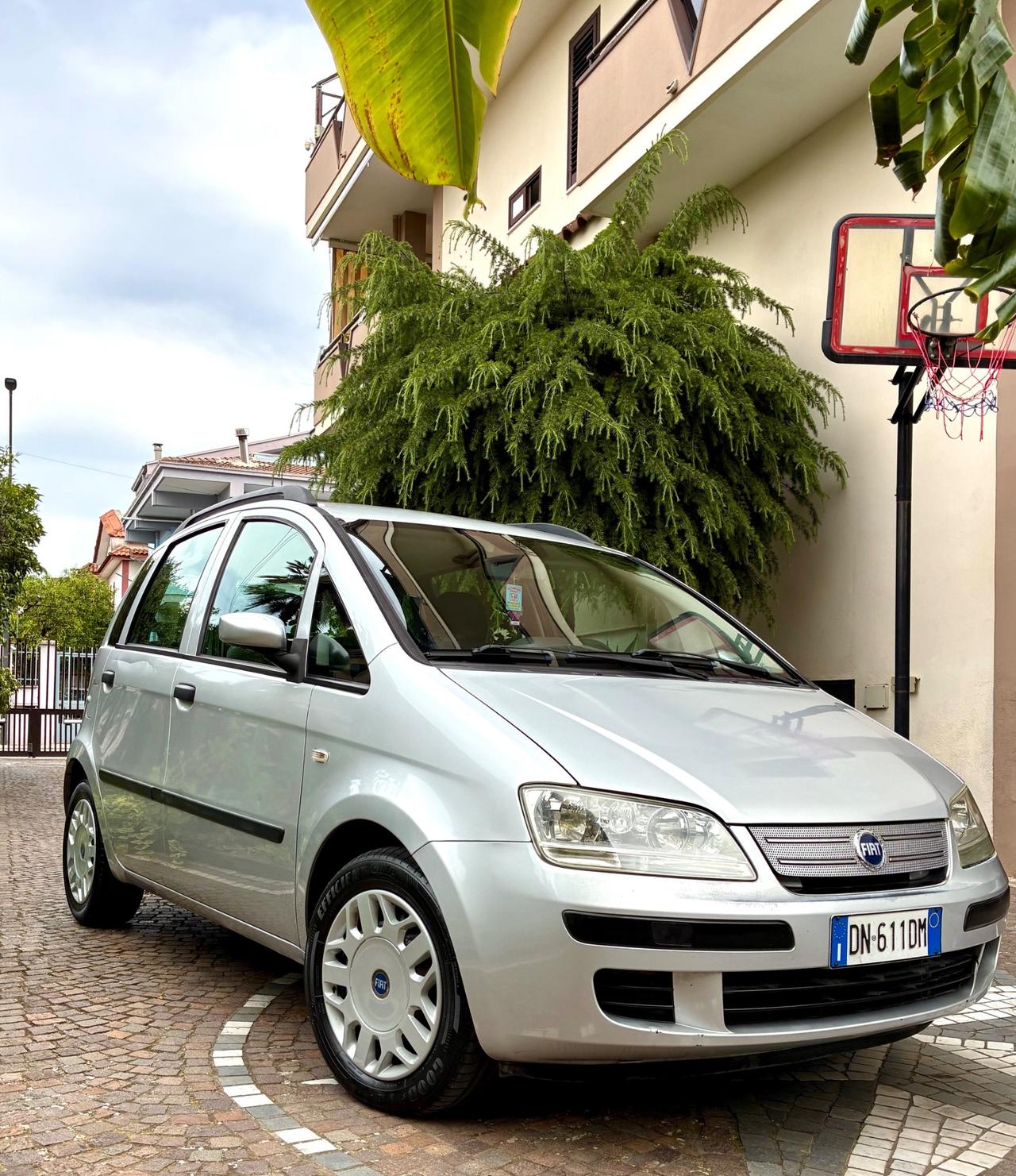 Fiat Idea 1.4 BlackStar GPL