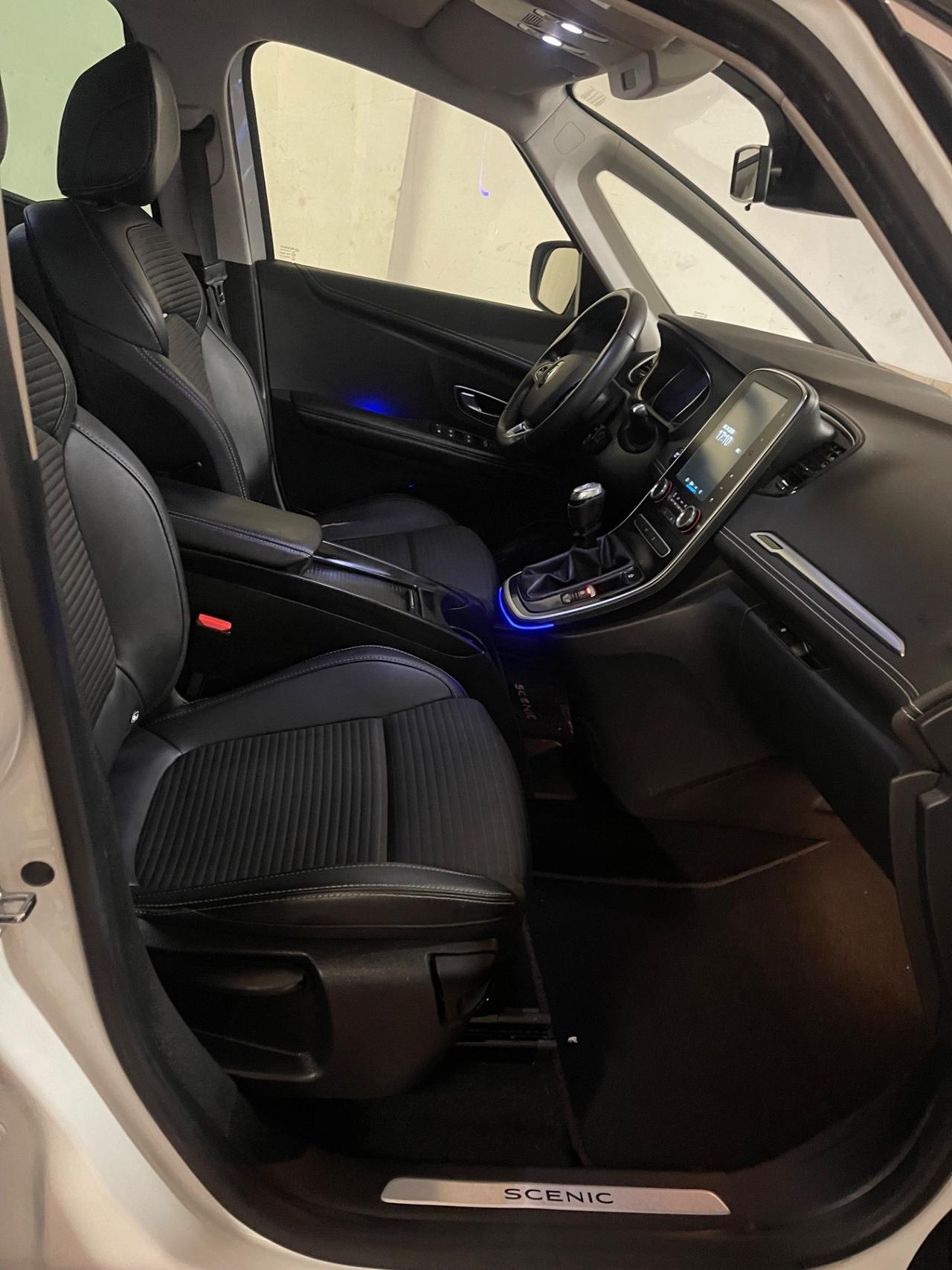 Renault Scenic Scénic dCi 8V 110 CV EDC Energy Intens