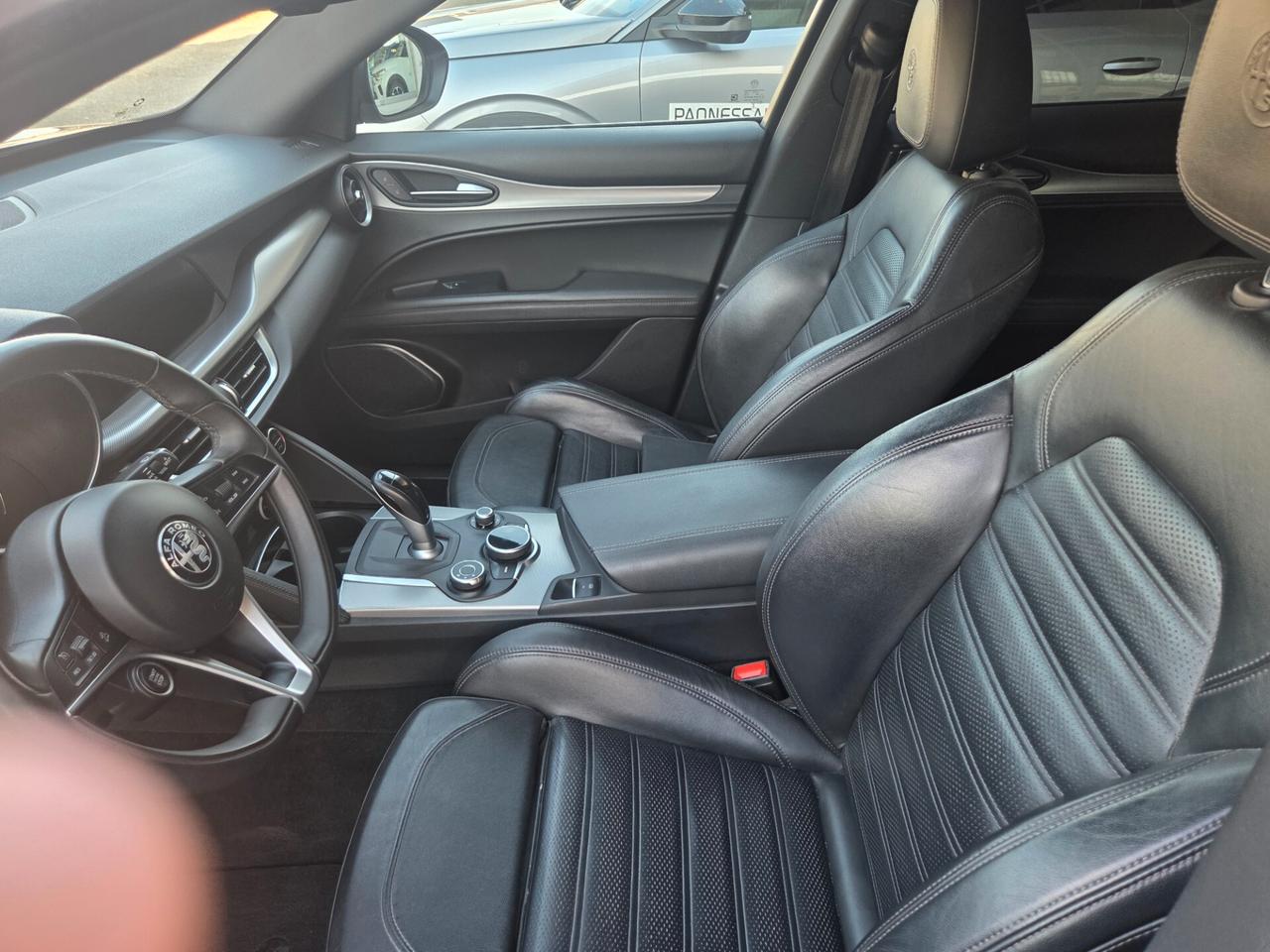 Alfa Romeo Stelvio 2.2 T.D 180 CV AT8 Q4 Executive VETTURA PER OPERATORI DEL SETTORE