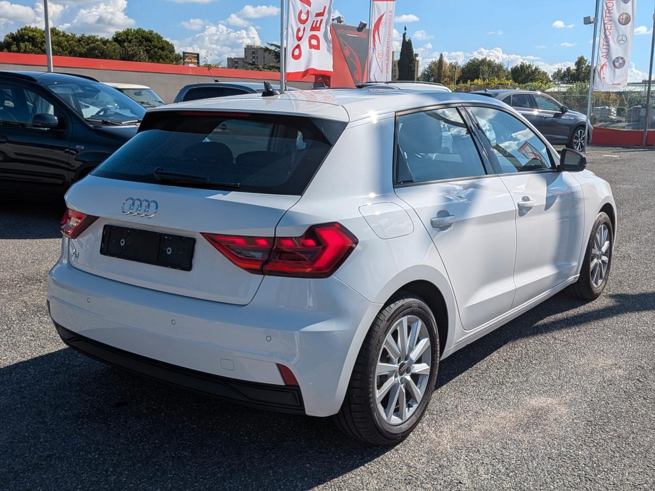 Audi A1 allstreet 30 TFSI Business