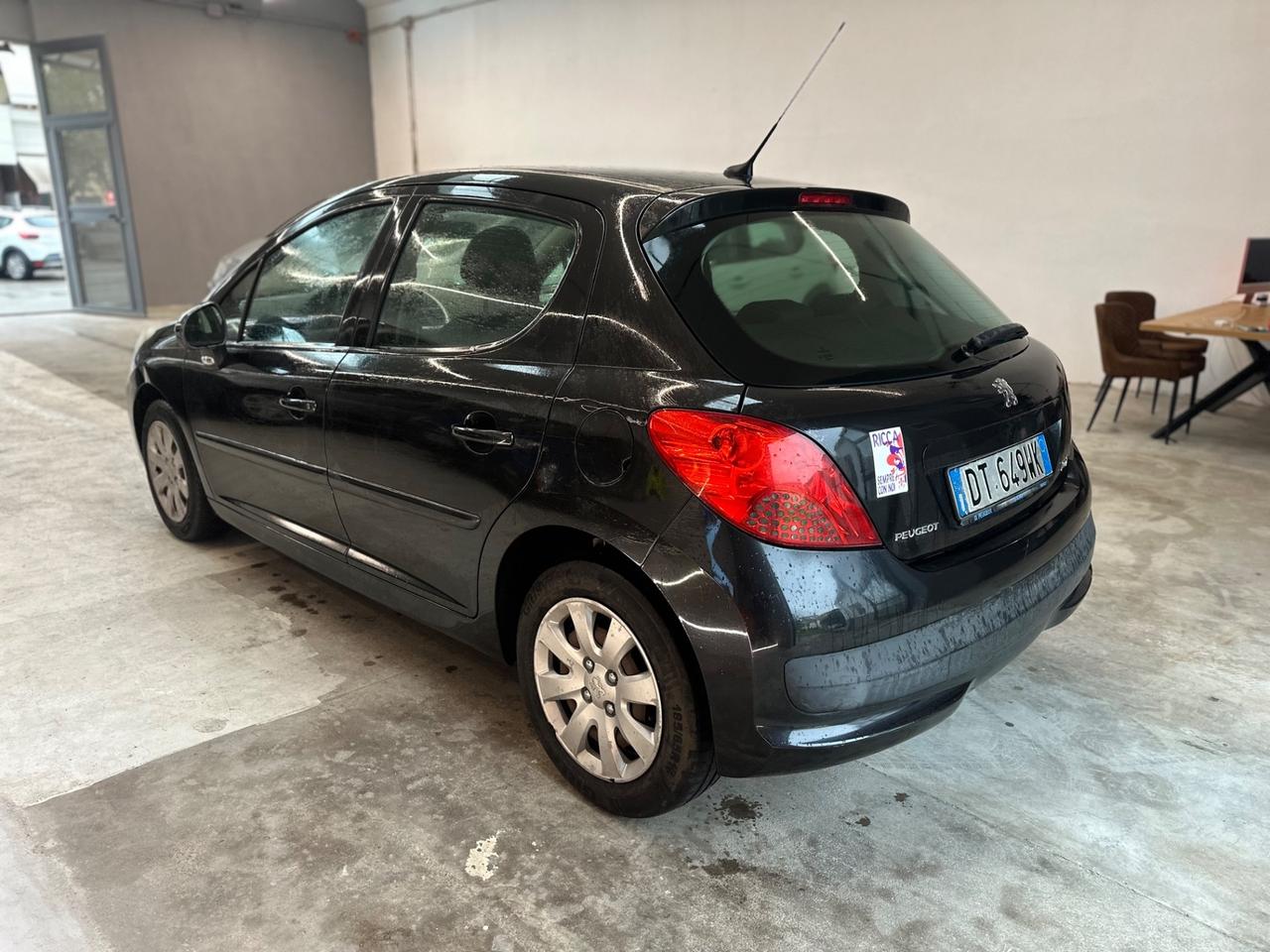 Peugeot 207 1.6 HDi 110CV 5p. XS
