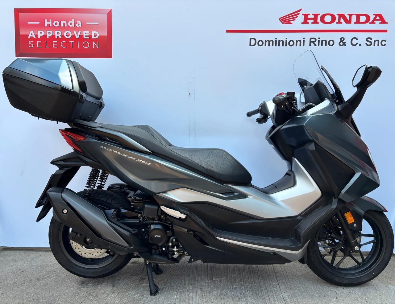 Honda Forza 350 Deluxe