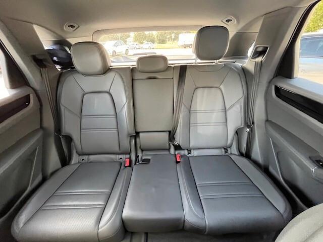 Porsche Cayenne 3.0 V6 E-Hybrid Approved