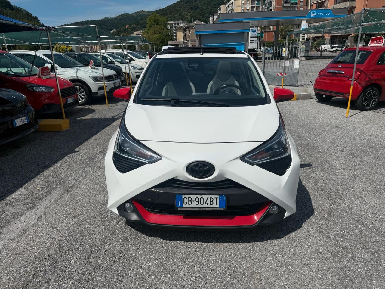 Toyota Aygo Connect 1.0 VVT-i 72 CV 5 porte x-clusiv cabrio