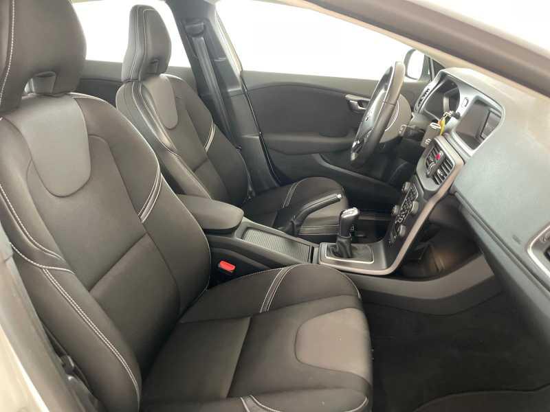 VOLVO V40 II - V40 2.0 D2 Business Plus my19