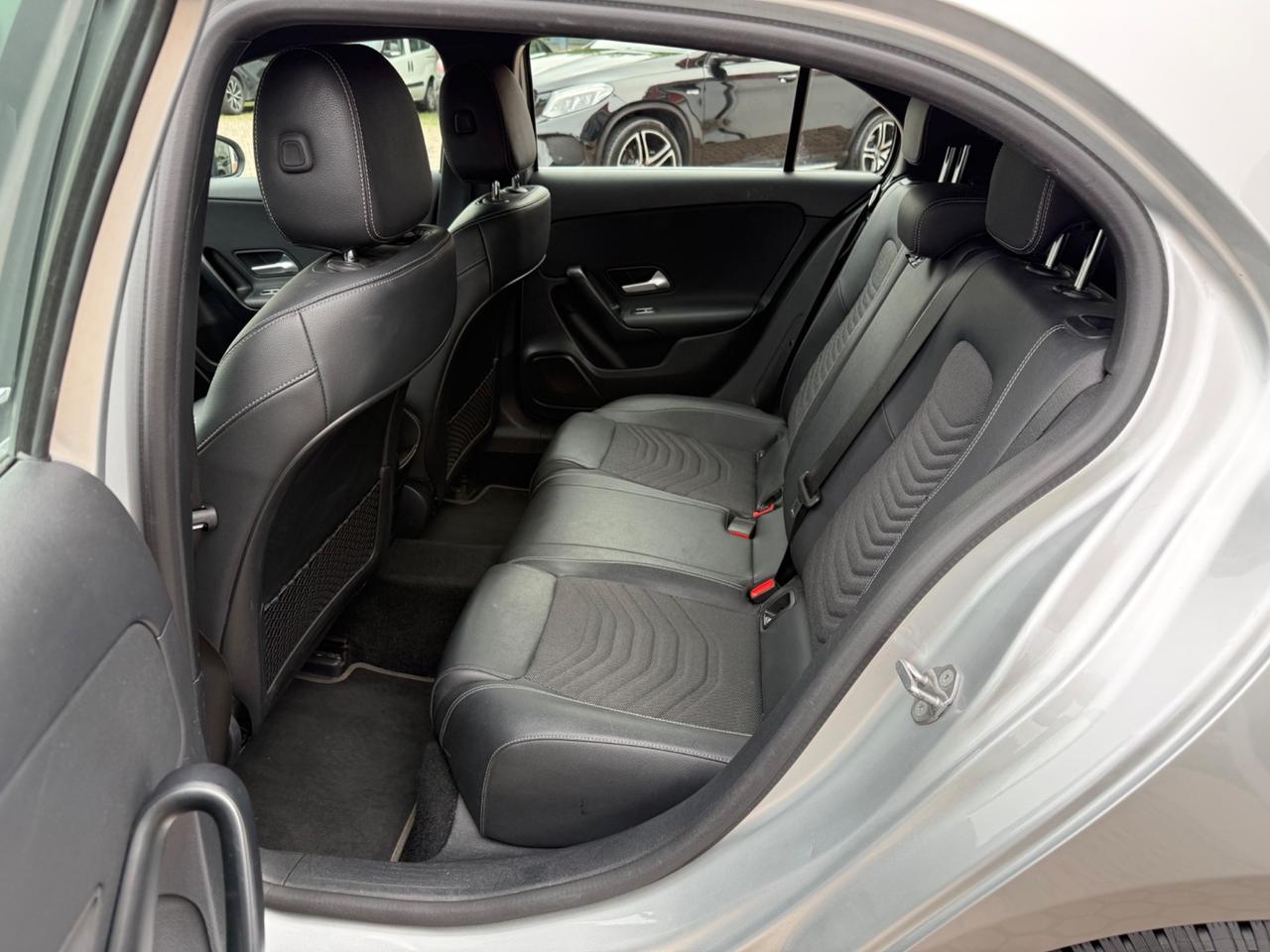 Mercedes-benz A 180 A 180 d Automatic Business Extra