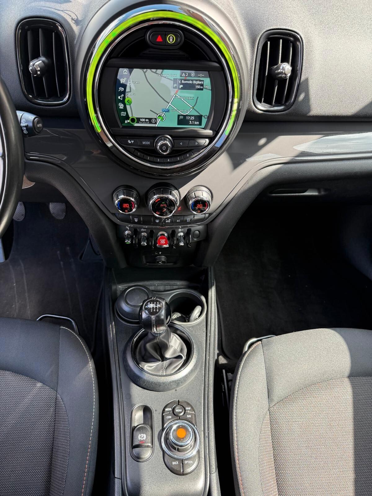Mini Cooper Countryman 1.5 BUSINESS