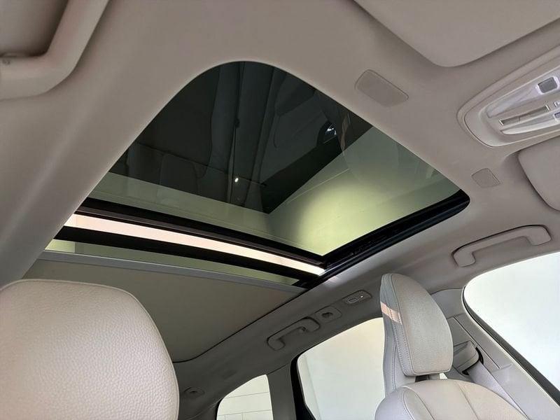 Volvo XC60 Recharge T6 Plug-in AWD autom. Plus Bright