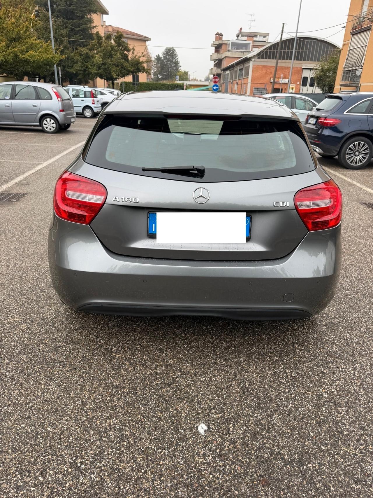 Mercedes-Benz A 180 cdi - NEOP. - 12 MESI DI GARANZIA -