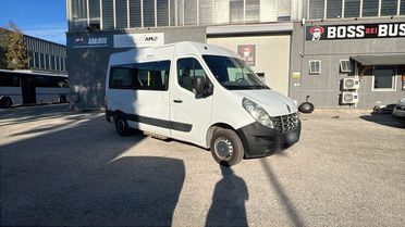 Minibus 9 posti Renault Master Trasporto Disabili