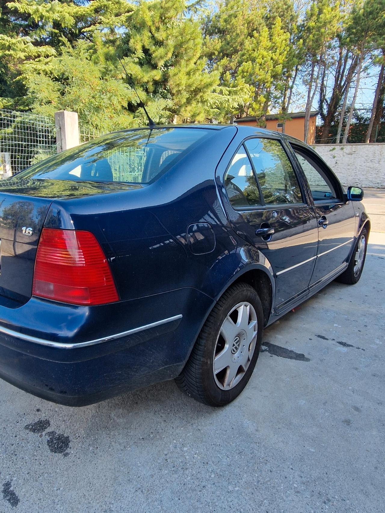 Volkswagen Bora 1.6 16V Benz - 105CV