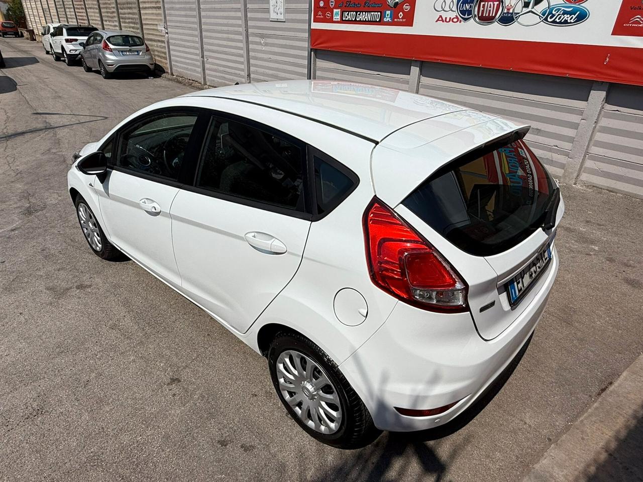 Ford Fiesta 1.5 TDCi 75cv Business - 2013