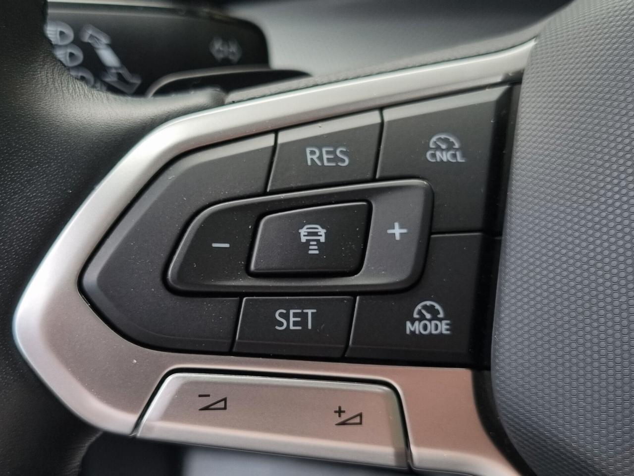 Volkswagen Golf VIII 2.0 tdi Style 150cv dsg