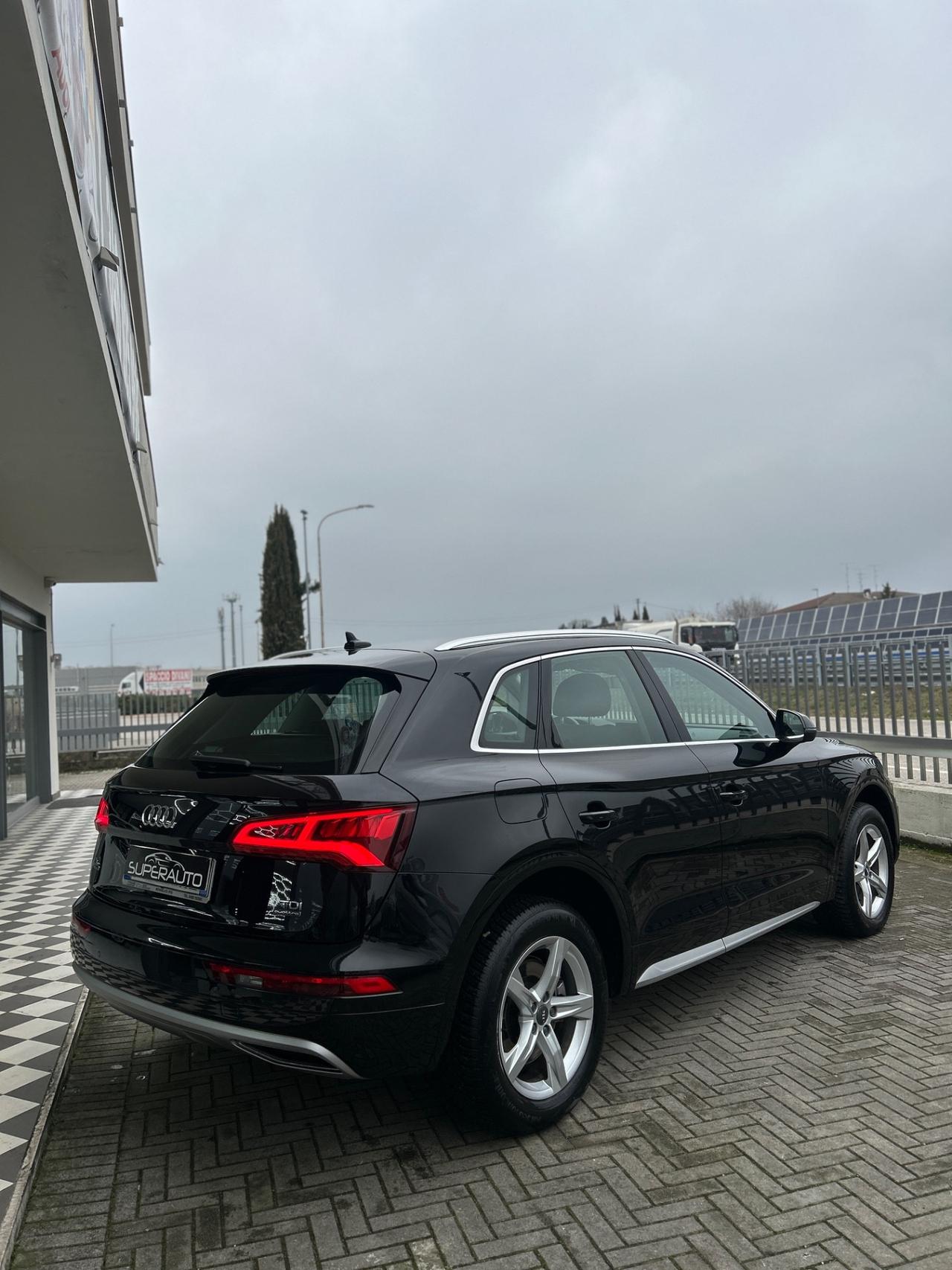 Audi Q5 2.0 TDI quattro S tronic Business Sport