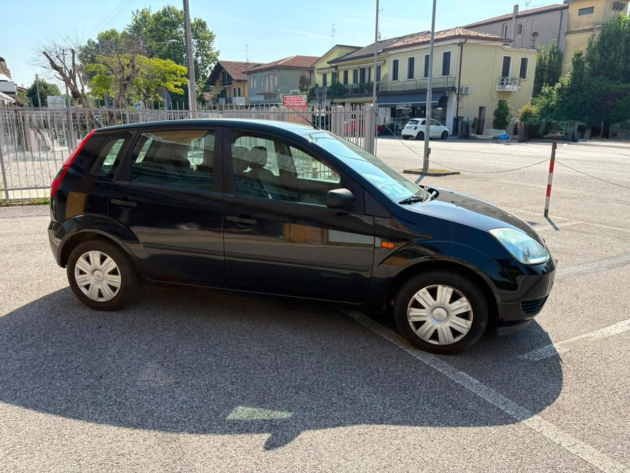 FORD Fiesta 1.4 16V 5p. Ghia