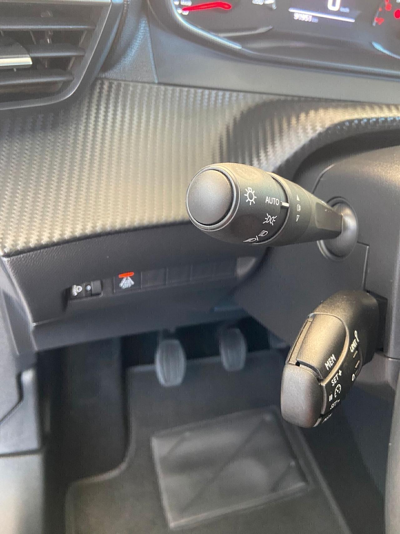 Peugeot 208 BlueHDi 1.5 100cv diesel Stop&Start 5 porte Active