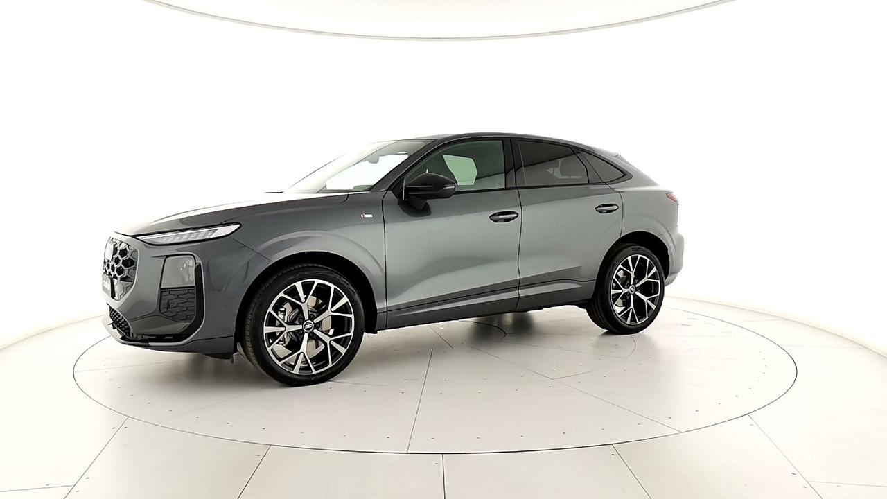 AUDI Q3 II 2025 Sportback - Q3 Sportback 2.0 tdi S line edition 150cv s-tronic