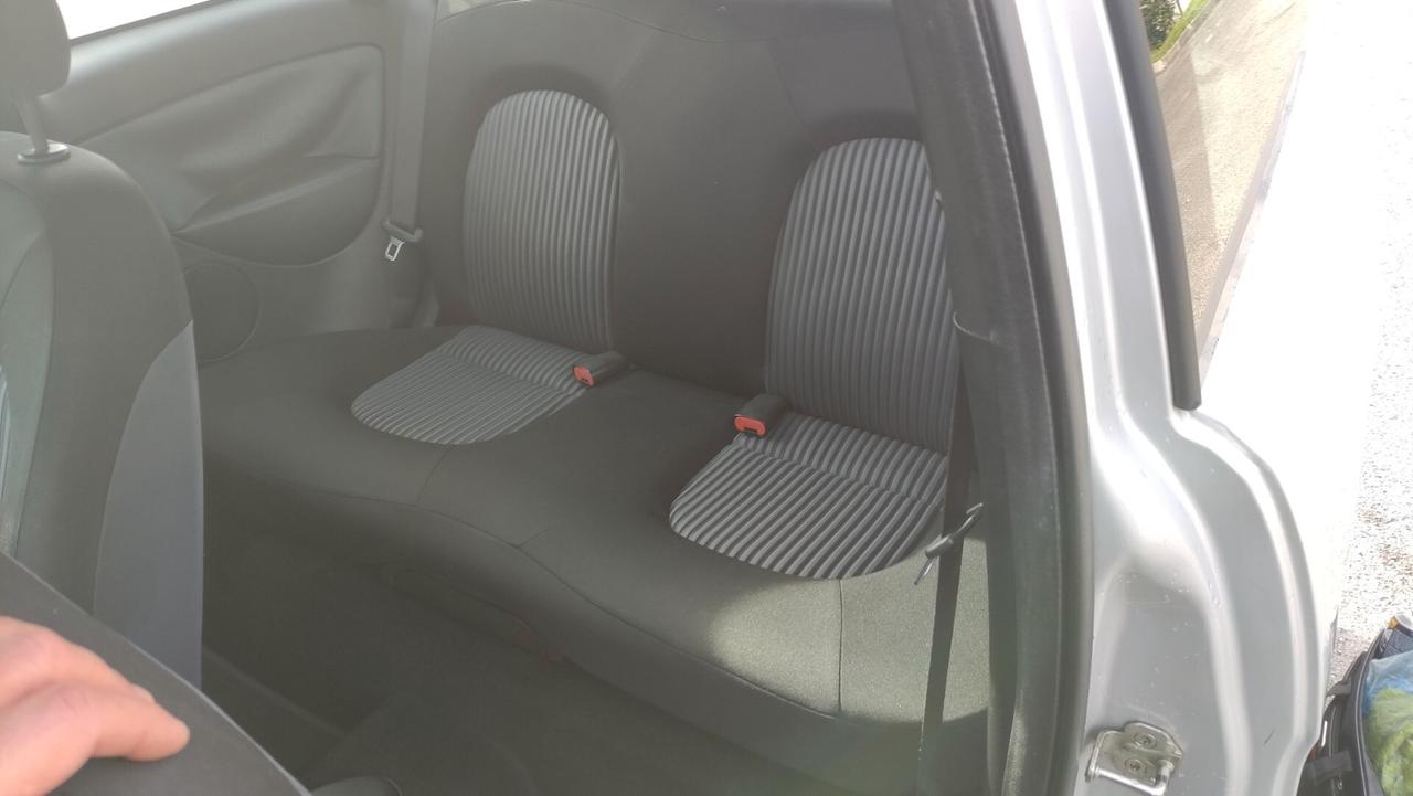 Lancia Ypsilon 1.2 soli 62000km NEOPATENTATI - 2009