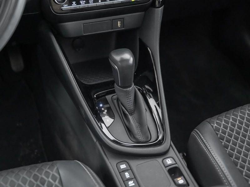 Toyota Yaris Yaris 1.5 Hybrid 5 porte Lounge