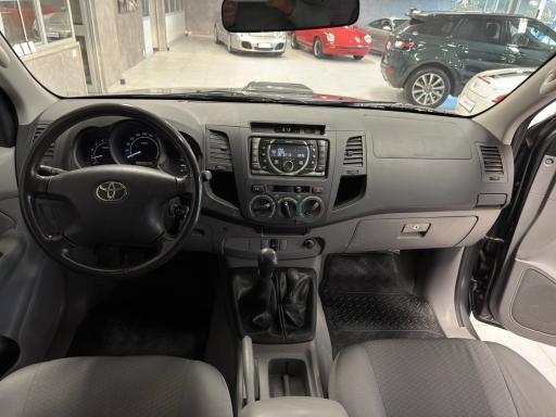 Volkswagen T5 Kombi 140 CV 6 Posti - GANCIO TRAINO