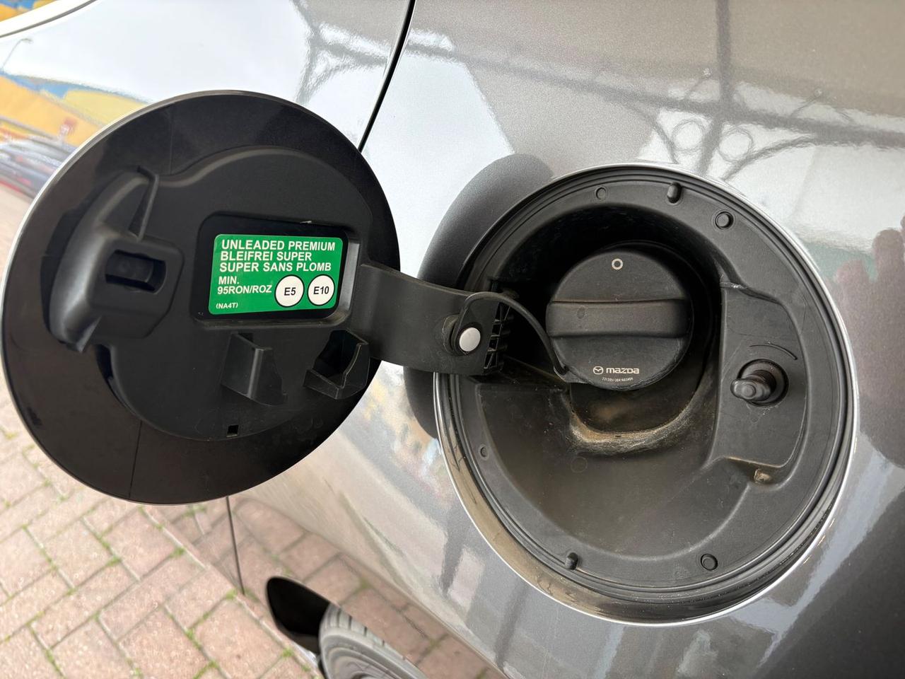 Mazda 3 Exclusive Line 2.0 E-SkyActiv-G MHE #10370