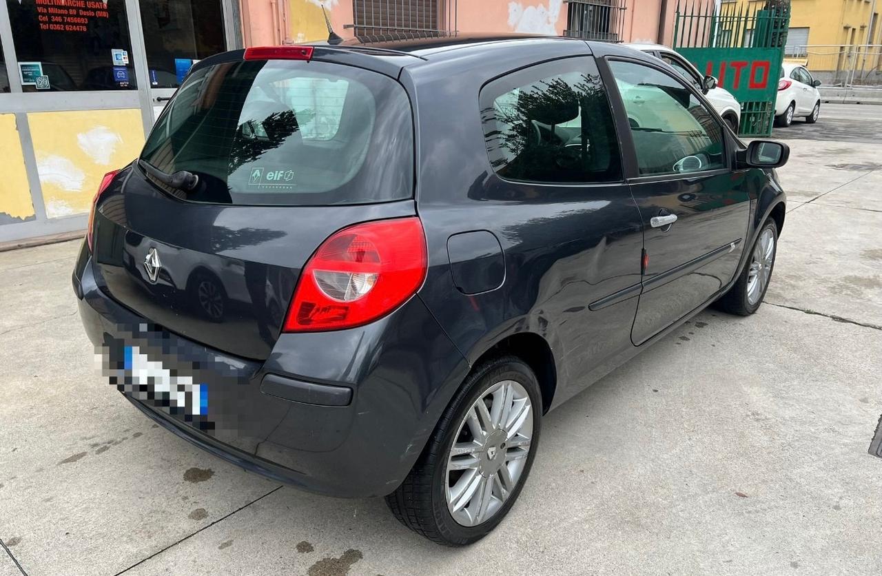 Renault Clio 1.4 benzina motore sostituito 80000km