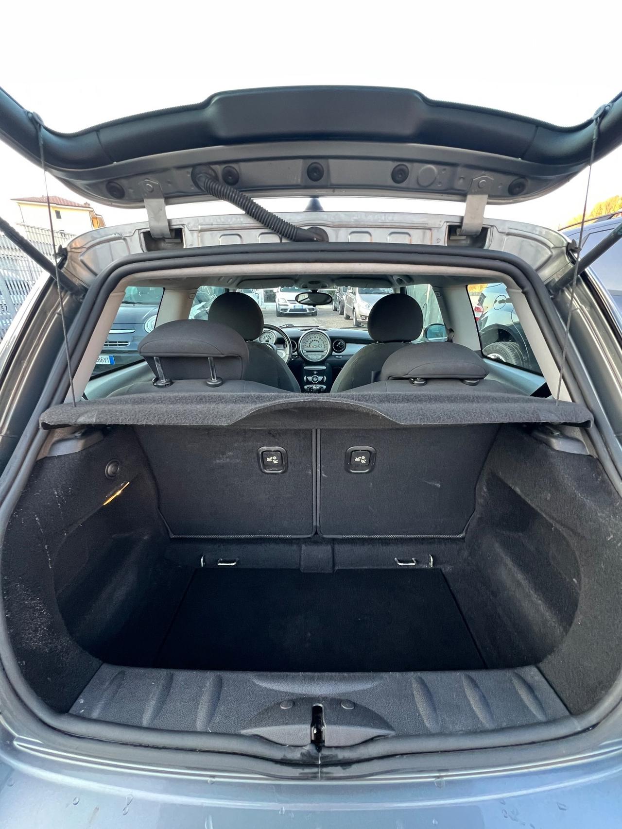 Mini 1.4 16V One neopatentati