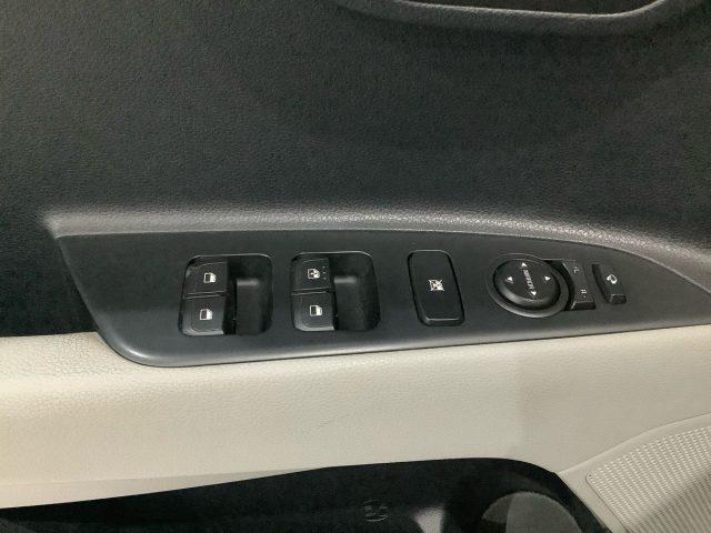 KIA Stonic 1.0 T-GDi 120 CV MHEV DCT Black Edition