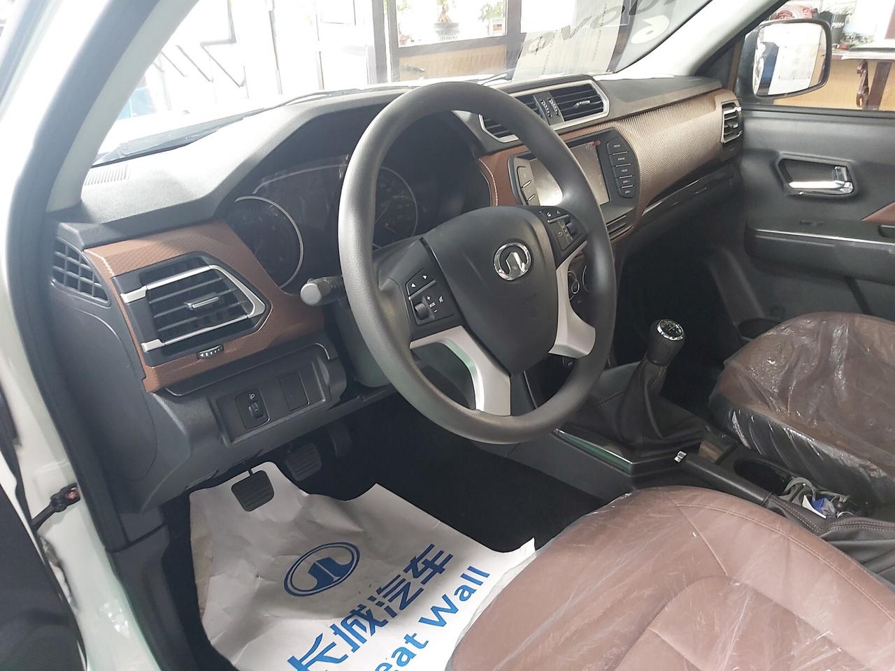 Great Wall Motor Steed 2.4 Ecodual 4WD PL Premium