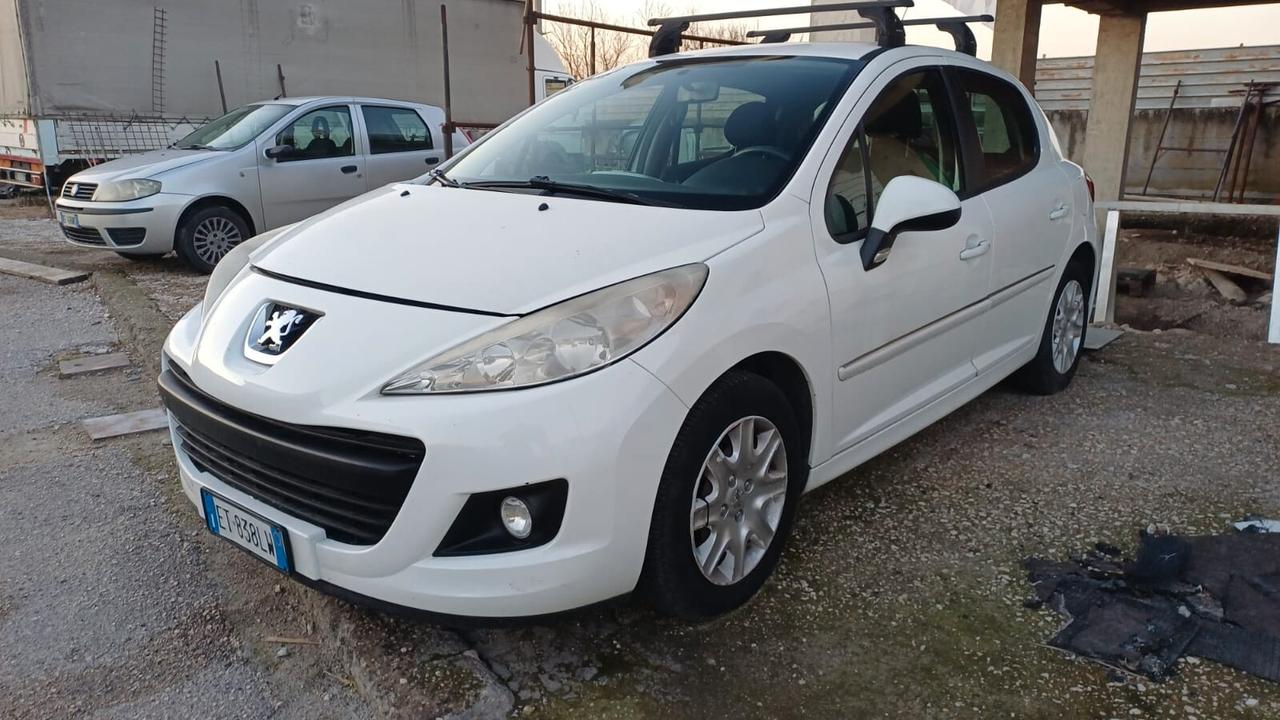 Peugeot 207 Plus 1.4 8V 75CV 5p. ECO GPL 2013