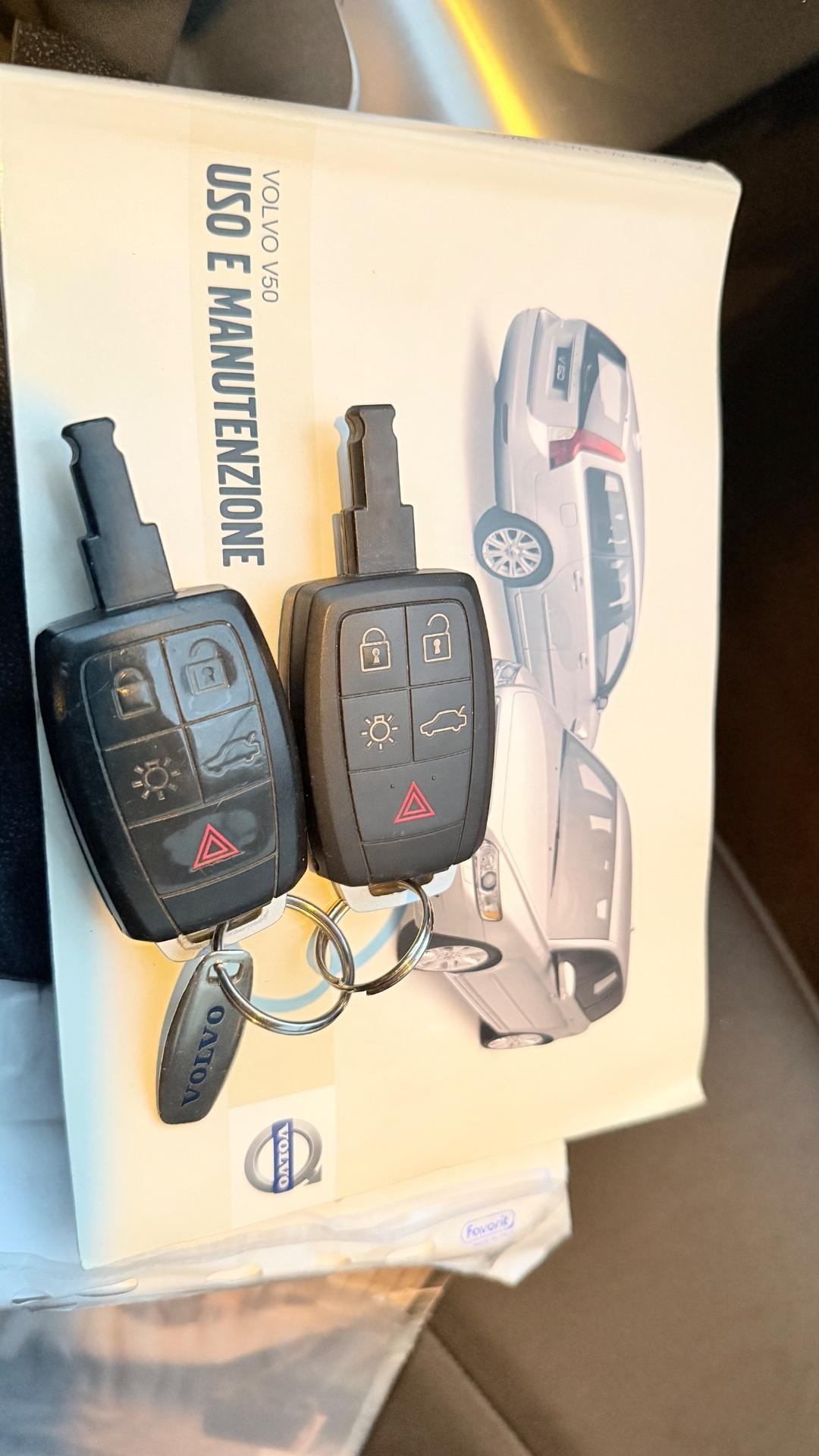 Volvo V50 1.6 BENZINA EURO4 NEOPATENTATI