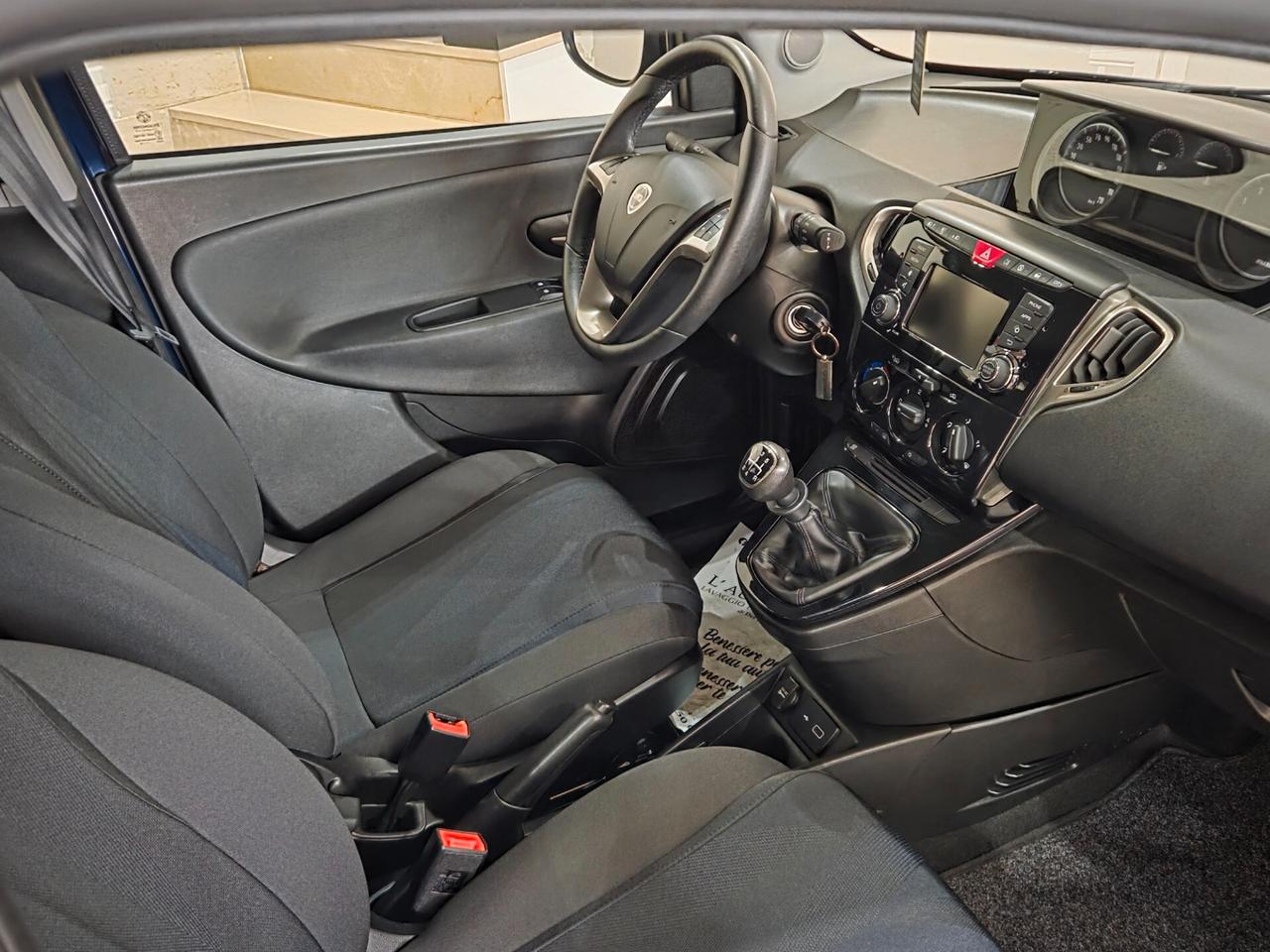 Lancia Ypsilon 1.2 69 CV 5 porte GPL Ecochic Gold