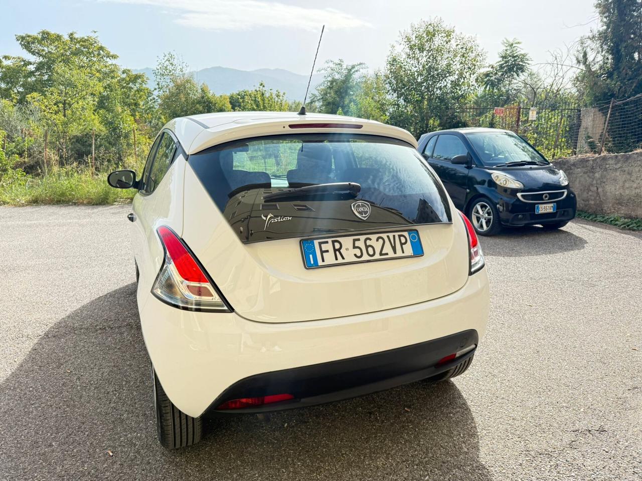 Lancia Ypsilon 1.3 MJT 16V 95 CV 5 porte S&S Elefantino Blu