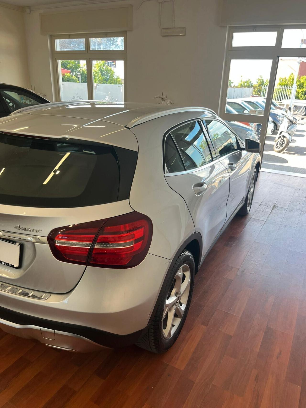 Mercedes-benz GLA 220 Automatic 4Matic Sport