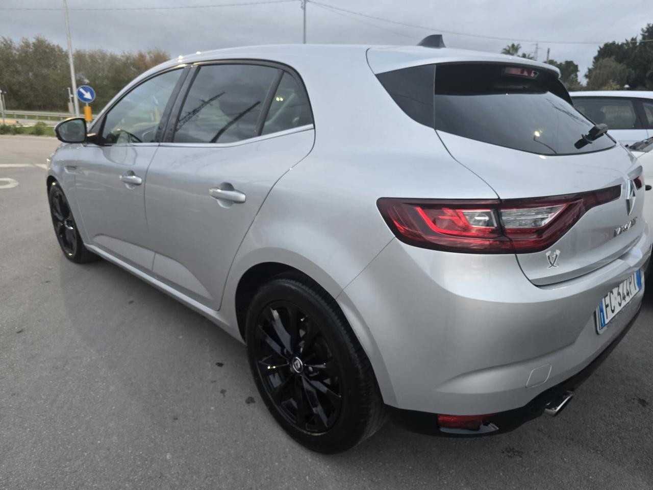 Renault Megane Mégane dCi 8V 110 CV EDC Energy Bose