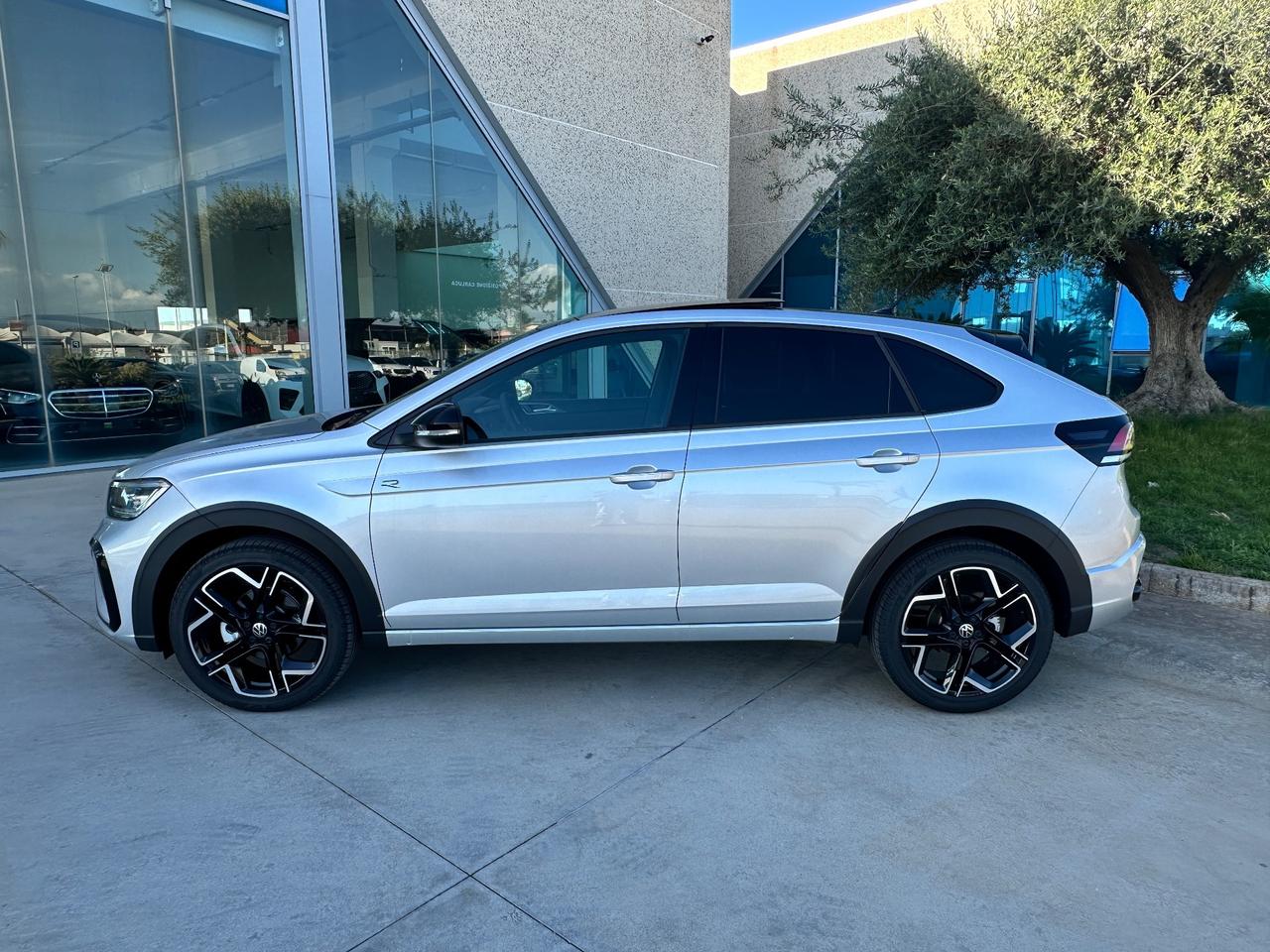 Volkswagen Taigo R-Line 115cv possibilità noleggio no scoring