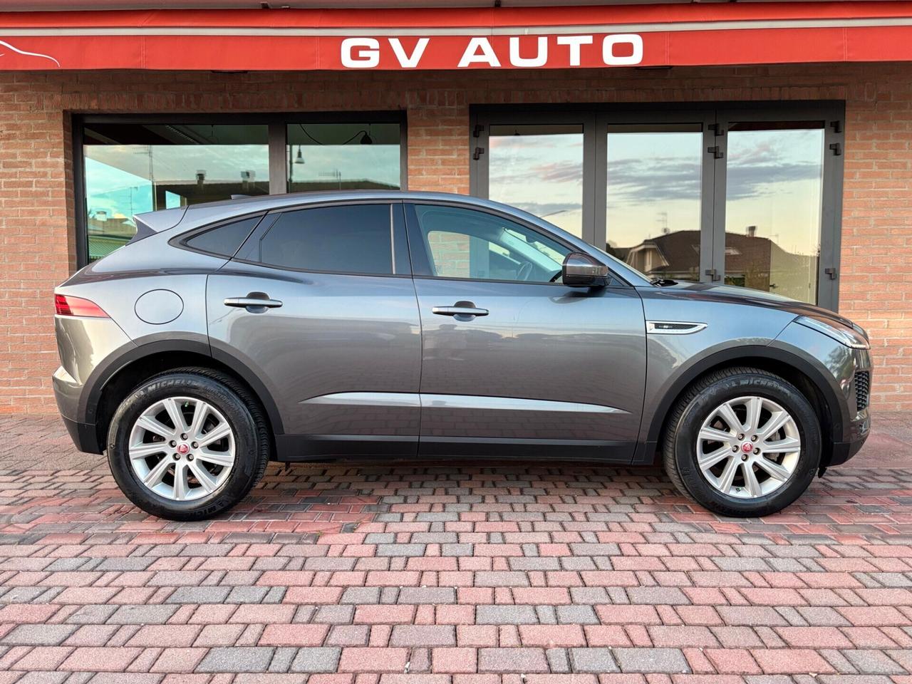 Jaguar E-Pace 2.0d R-Dynamic HSE AWD