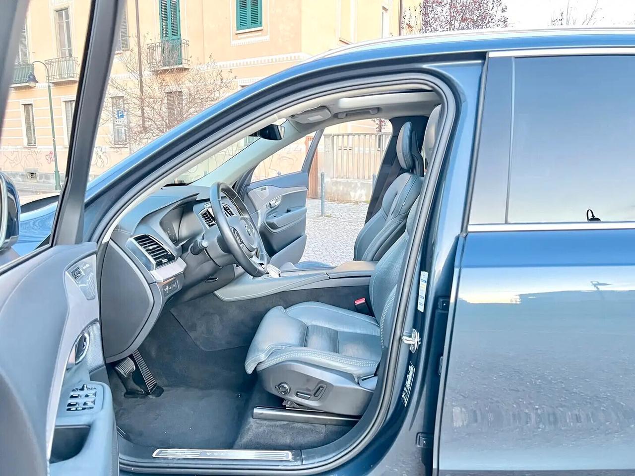 Volvo XC90 T8 Plug-In 303 + 87cv aut.8 AWD 7P-ti Inscription